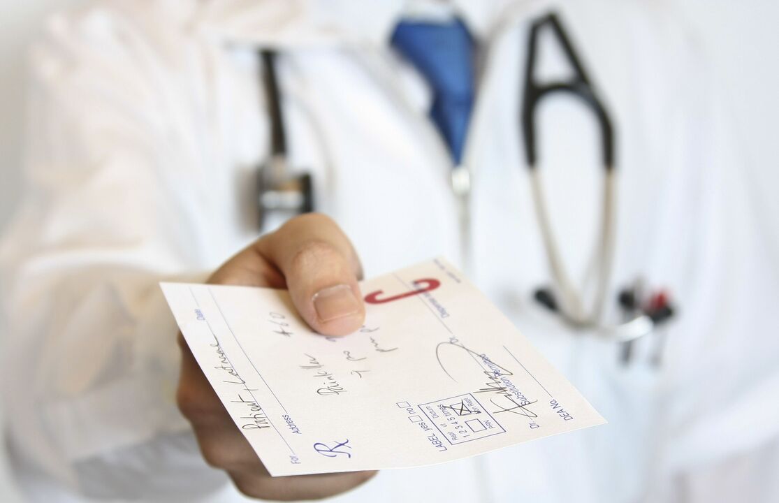 El médico prescribe el tratamiento de los problemas de potencia a partir de los 50 años.